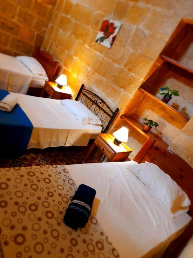 Вилла Ta Lucia Farmhouse With Private Pool And Bbq Santa Lucija  Экстерьер фото