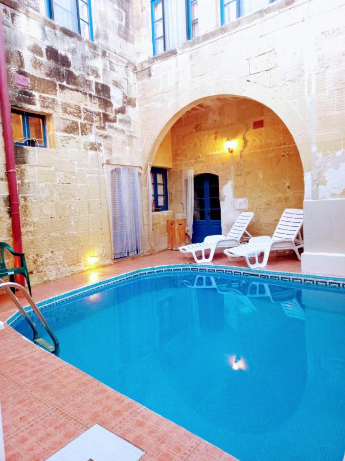 Вилла Ta Lucia Farmhouse With Private Pool And Bbq Santa Lucija  Экстерьер фото